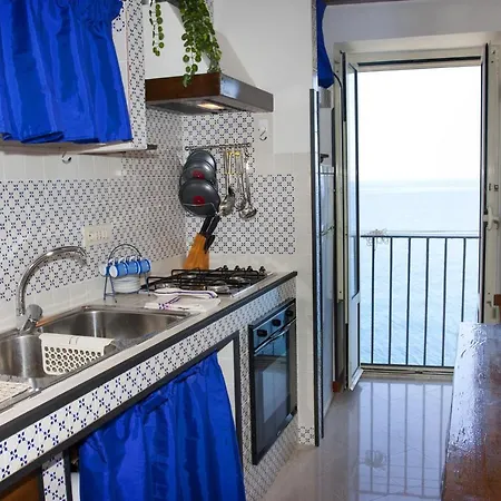 Terrazza Lara By Vacation Service * צ'פאלו