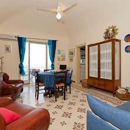 דירה Terrazza Lara By Vacation Service *